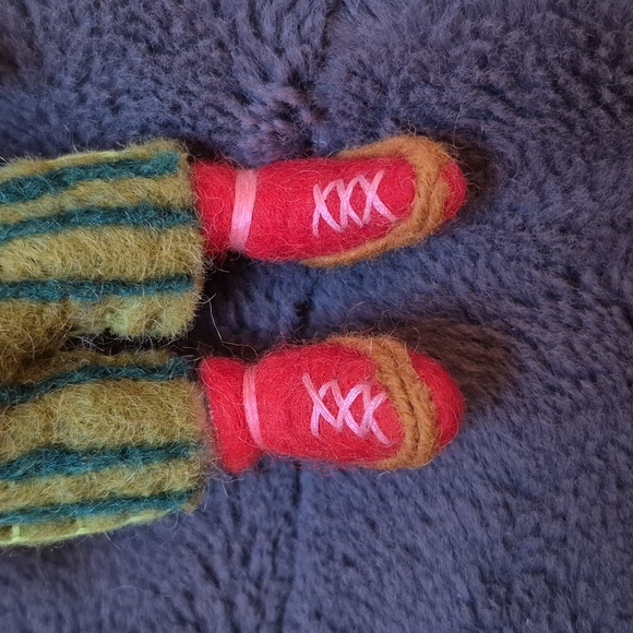 Golf Handmade Felt Bunny Ornament From Anthropologie, Brand New W Tags! - Picture 10 of 11